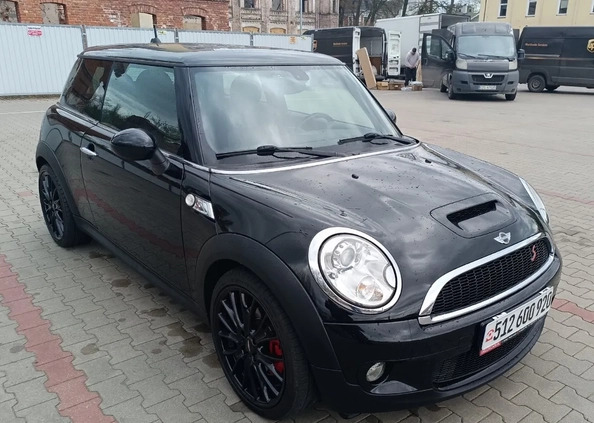 MINI Cooper S cena 32900 przebieg: 193285, rok produkcji 2010 z Piotrków Trybunalski małe 92